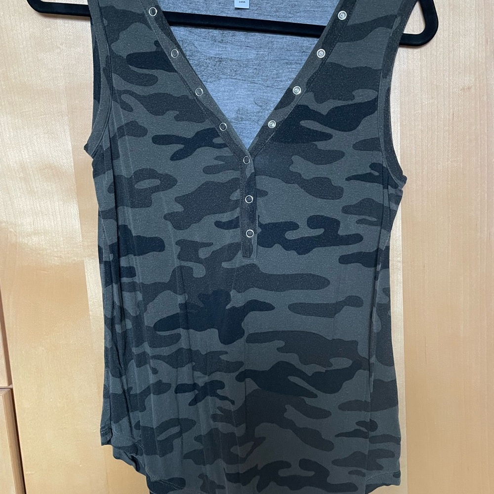 Camo Sleeveless Top
